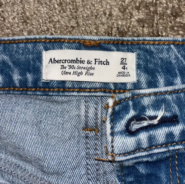 Abercrombie Jeans - Image 3