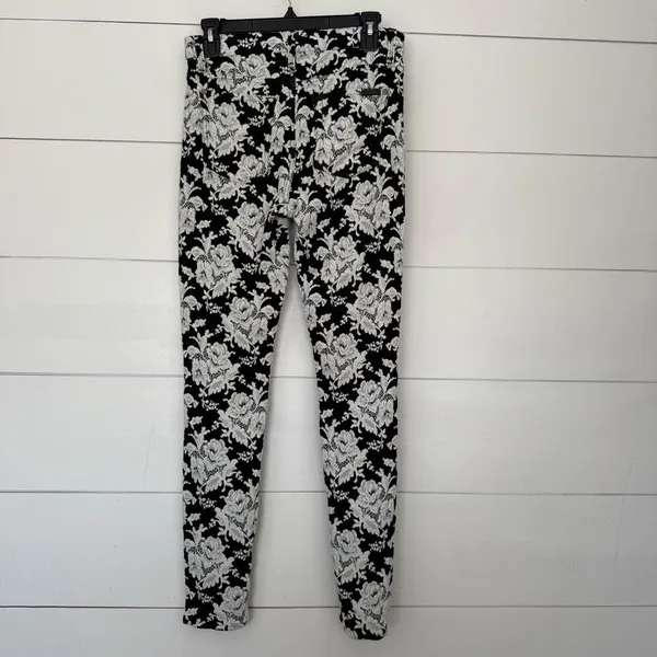 7 for All Mankind Women’s 28 Black Floral Ankle Pants - Image 3