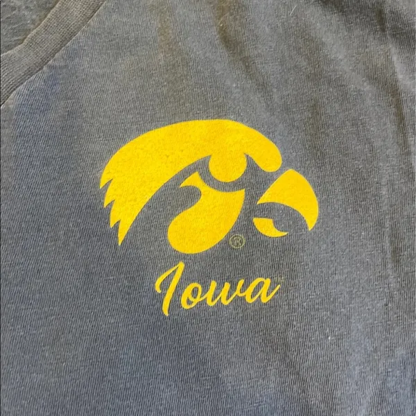 Pressbox Womens Iowa Hawkeyes shirt - Image 2