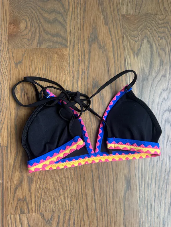 Amazon Bikini Top - Image 2