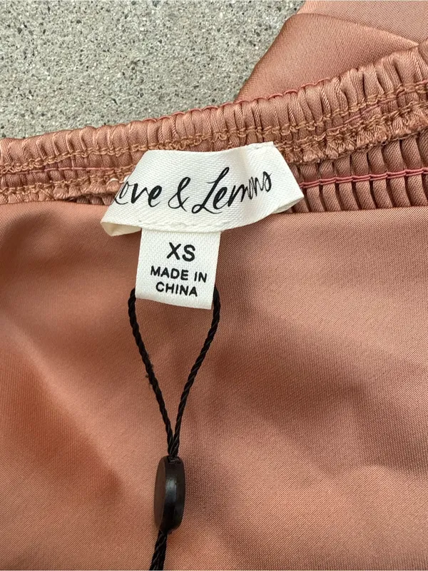 NWT For Love & Lemons Dusty Copper Rose Handkerchief Satin Top Size XS - Image 4