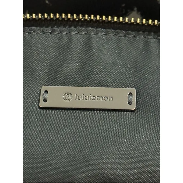 Lululemon All Night Festival Bag Midi Flower Pop Starlight crossbody purse - Image 4
