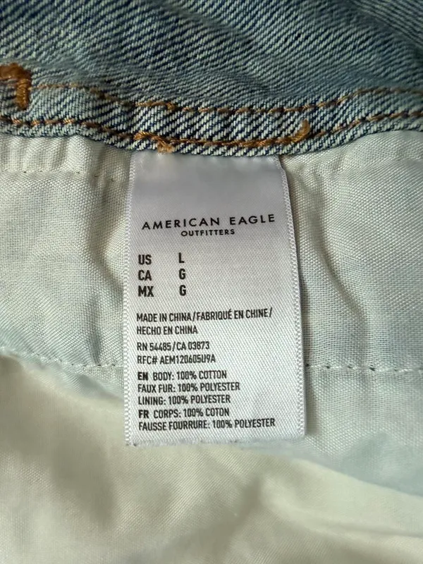 American Eagle Cream Sherpa & Denim Trucker Jacket L  - Image 5