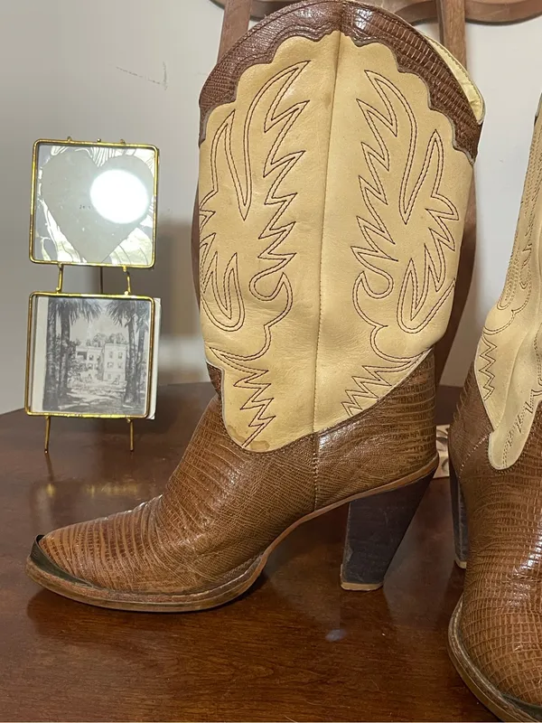 Vintage Zodiac Women’s Brown & Cream Western Cowboy Boots w/ Heel 👢🤠 - Image 9