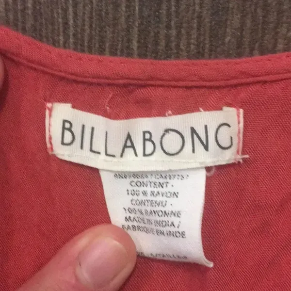 Billabong Hi-low boho flowy embroidered peasant blouse - Image 2