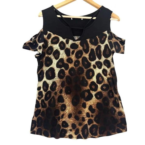 Leopard Print Cold Shoulder Top V-Neck Sz M Mobwife Y2K Safari Chic Glam Keyhole - Image 2