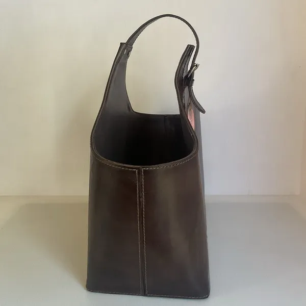 Zimlay Natural Leather Magazine Holder With Belt Strap Handle Handmade - Image 4