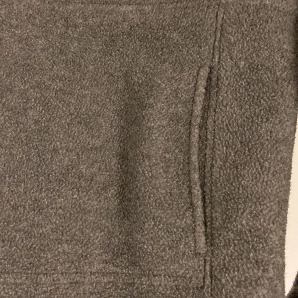 Patagonia Synchilla Women M long 23” and bust 34/36” excellent condition - Image 5