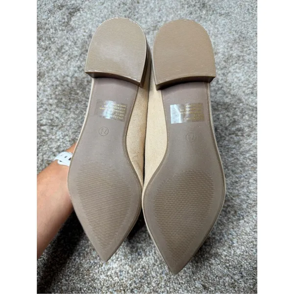 Lulus Women's Alessia Light Nude Suede Low Pointed-Toe Heels 7.5 - Image 9