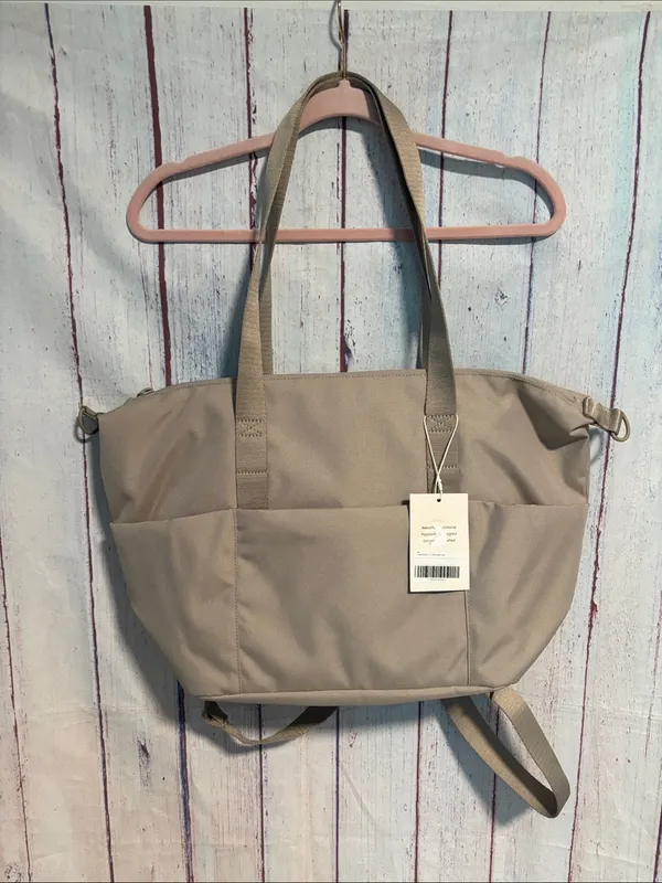 NWT Everlane The Renew Transit 3- Way Tote - Image 9