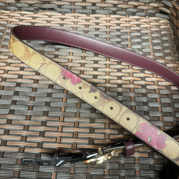 NWT COACH Signature Buckle Belt With Victorian Floral Print, 25 MM f84668 - Image 3