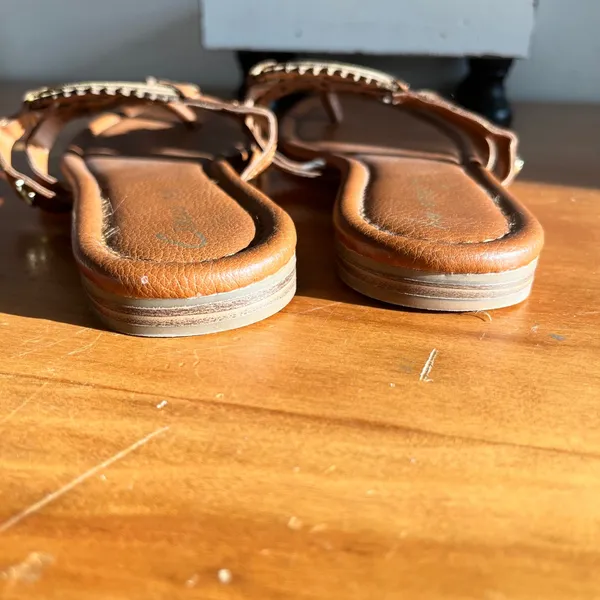 Circus NY Sam Edelman Women Cognac Brown Medallion‎ Thong Flat Sandals Size 7 - Image 5