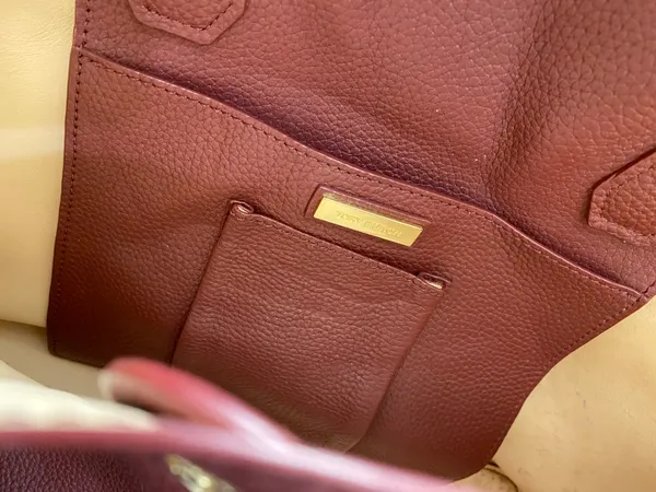 Tory Burch Leather Purse - Image 4