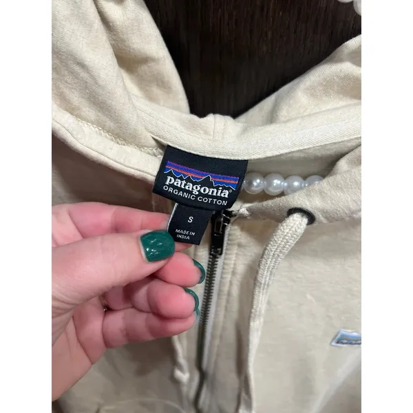Patagonia‎ Women's Ahnya Full-Zip Hoody size small - Image 3