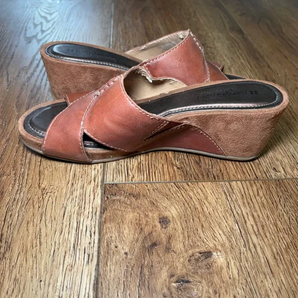 Naturalizer N5 Comfort Brown Leather Crisscross Wedge Sandals Womens 7.5 M -READ - Image 6