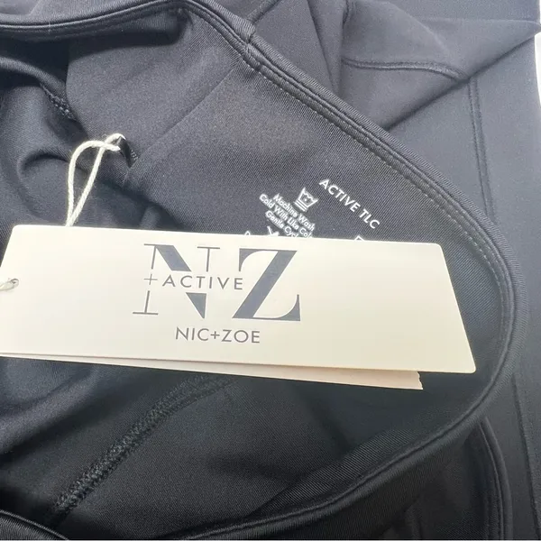 NIC+ZOE Active TLC Flare Leggings M Black Crossover Foldover Waist NWT - Image 7