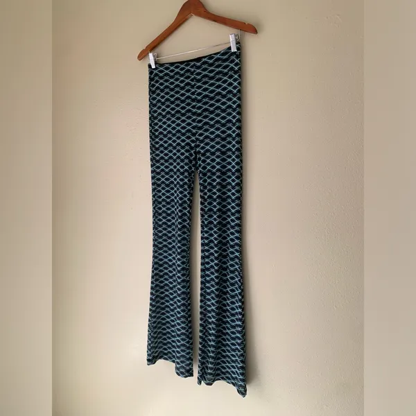 White Fox Boutique No Vacancy Mesh Dress Size Large in Aqua Argyle - Image 10