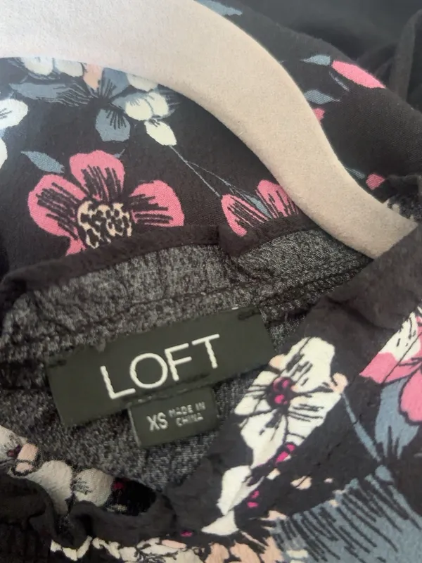 LOFT Black Floral Wide Leg Belted Jumpsuit XS - Image 7