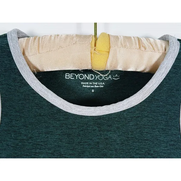 Beyond Yoga Spacedye On Block Sports Bra High Neck Small Black Gray Colorblock - Image 6