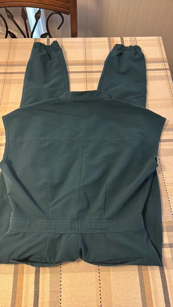 XSP FIGS SCRUB JUMPSUIT  - Image 5