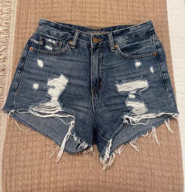 These Three Boutique Jean Shorts - Image 2