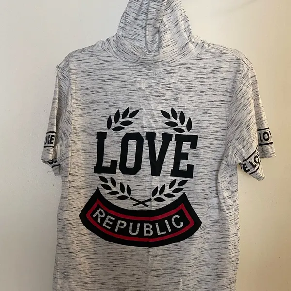 On Fire Love Republic Womens Hooded Hoodie Shirt L Large Short Sleeve Gray White - Image 2