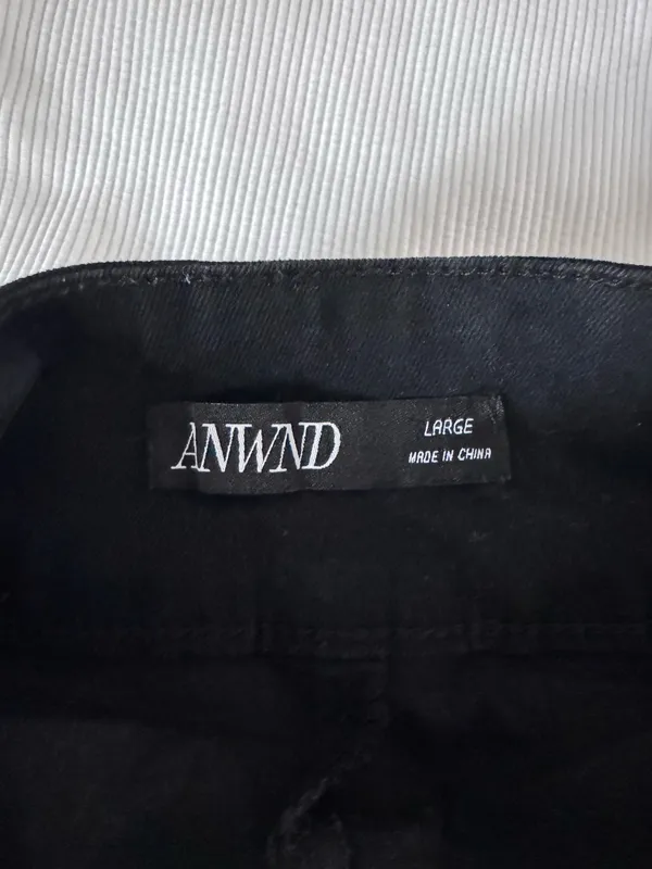 Black Boutique Cargo Mini Skirt - Image 4