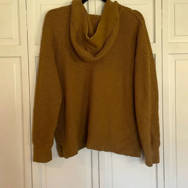Aerie cozy up brown waffled knit hooded sweater size small - Image 7