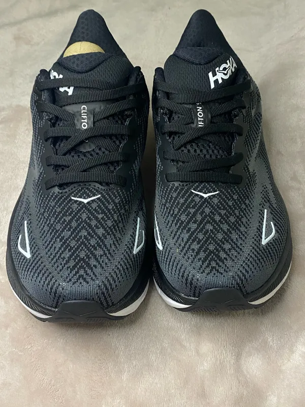 Hoka one one Clifton 9 sneakers shoes women size 6.5 - Image 2