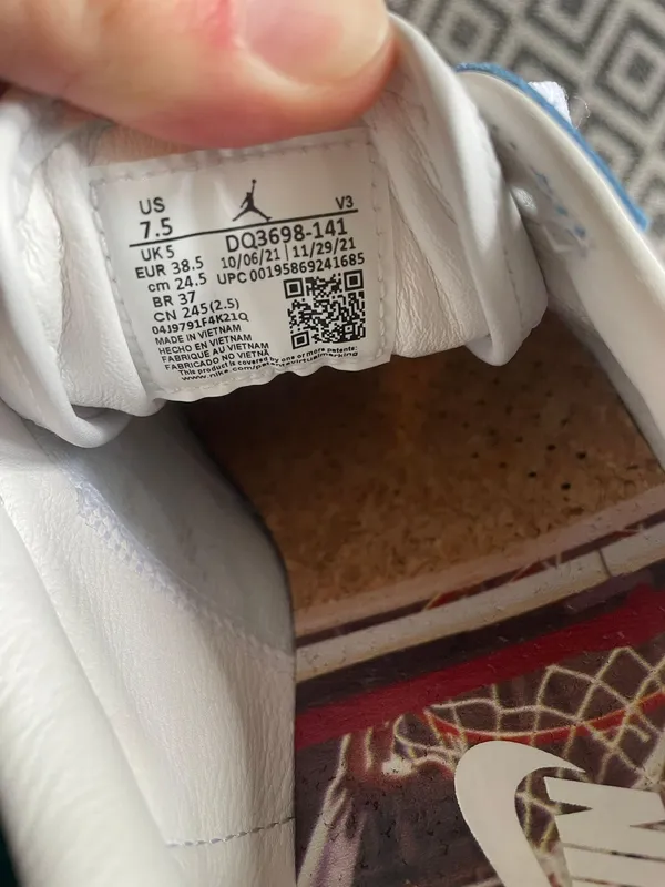 Nike Air Jordan 1 Low - Image 4