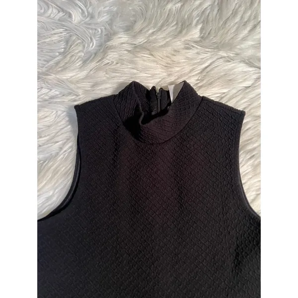 inTu. Women's Size Small Sleeveless Mock Neck Top Black Textured Zip Back TW2908 - Image 2