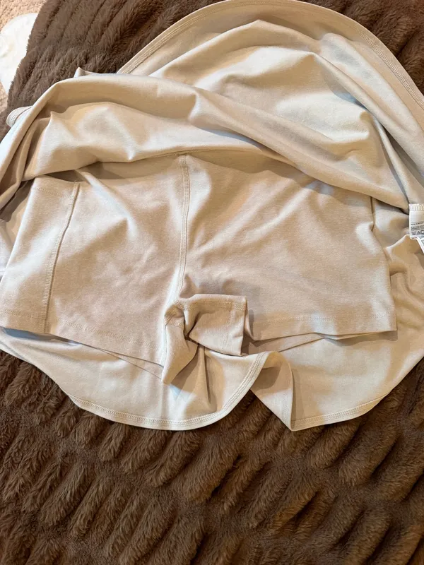 Old Navy Tennis Skirt - Image 4