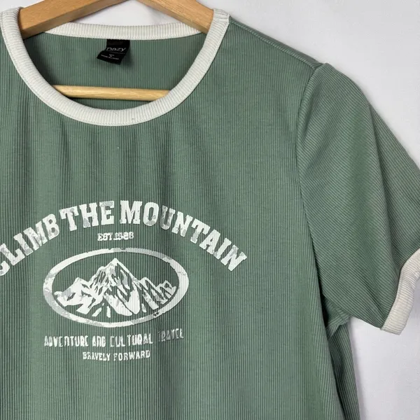 Dazy Green Climb The‎ Mountain Green Ribbed Camp Short Sleeve T-Shirt M - Image 3
