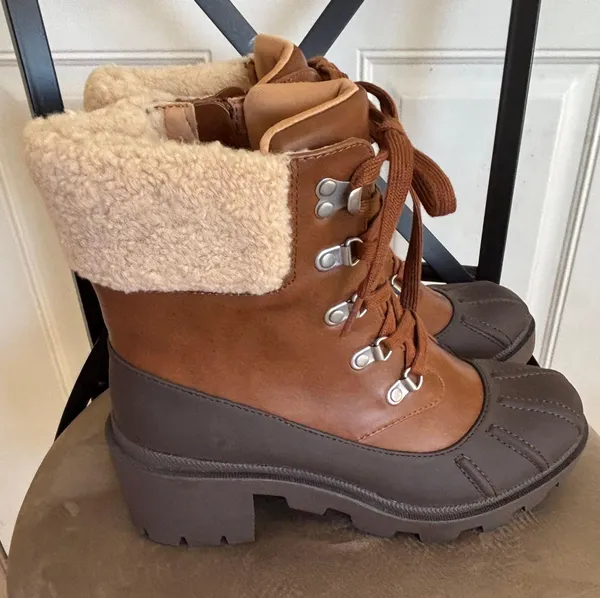 Universal Threads Size 9  Boots - Image 2
