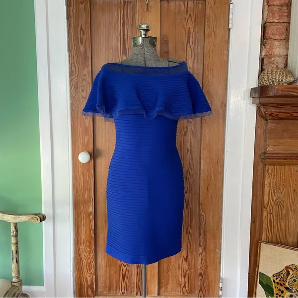 Tadashi Shoji Tobara Pintucked Off Shoulder Ruffle Dress Electric Blue~ XS 🧡🎀 - Image 4