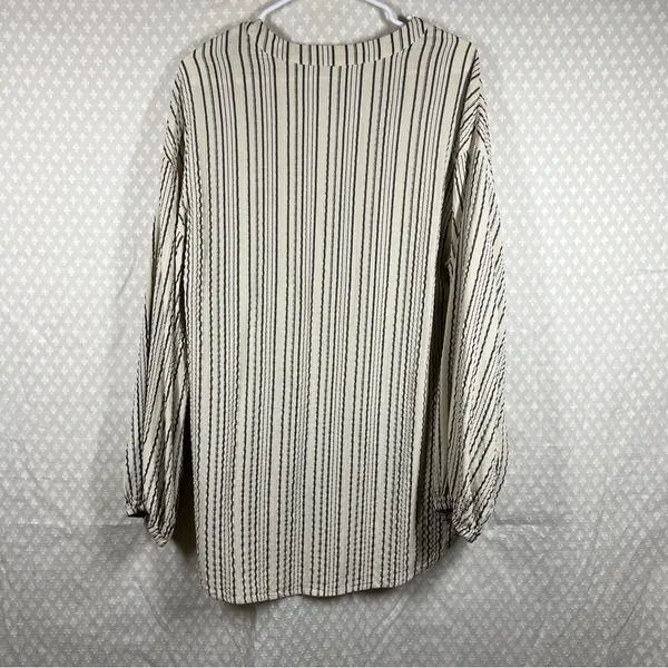 Free People Grey Cream Striped Rhythm Of The Night Tunic‎ Top - Image 6