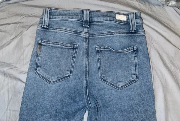 Paige Denim Margot high-waisted jeans - Image 3