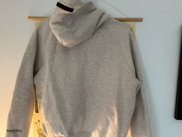 Essentials Fear of God Sweatshirt - Image 3