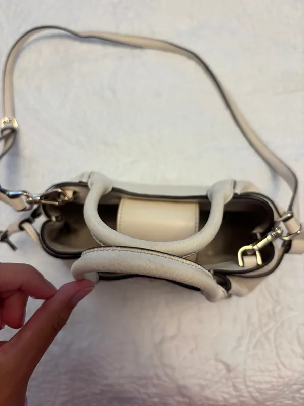Kate Spade Crossbody Purse Leather - Image 2