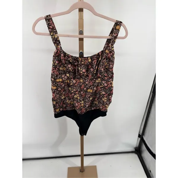 Abercrombie & Fitch Floral Smocked Bodysuit Size Large - Image 7
