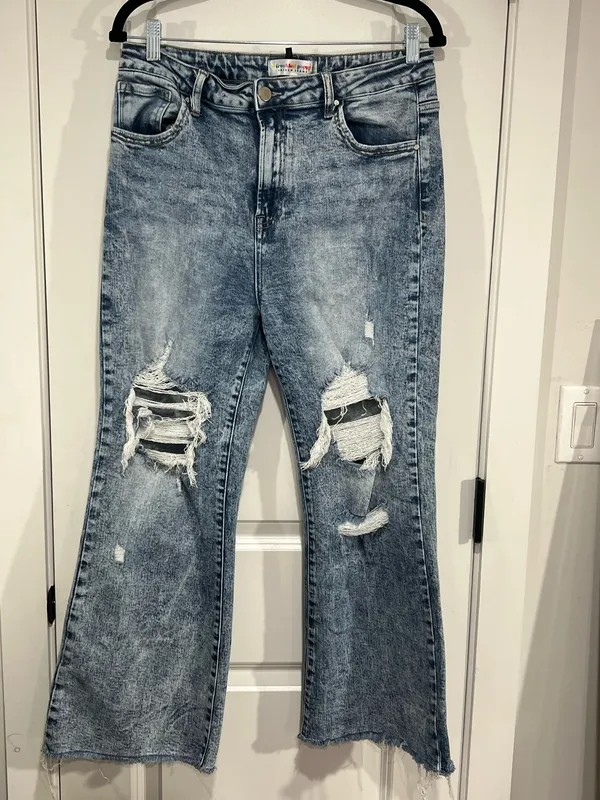 Risen hight rise Acid wash cropped flare Jeans - Image 4