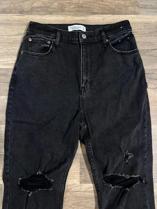 Abercrombie & Fitch Woman’s The Ankle Straight Ultra High Rise Black Jeans 29 - Image 2