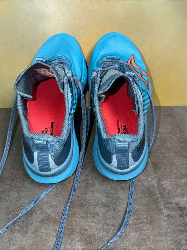 Saucony Endorphin Edge Cushioned Women's Blue Trail Running Shoes Size 7.5 - Image 7