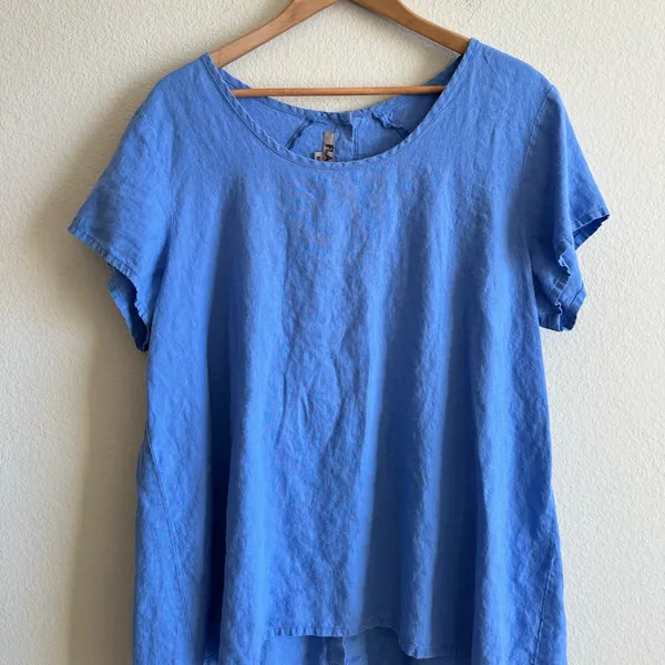 Flax Blue Linen Button Back Tee - Image 10