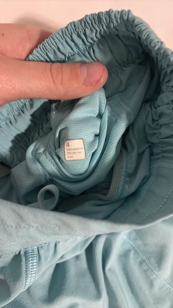 Lululemon Hotty Hot 4" High-Rise 4 - Image 5
