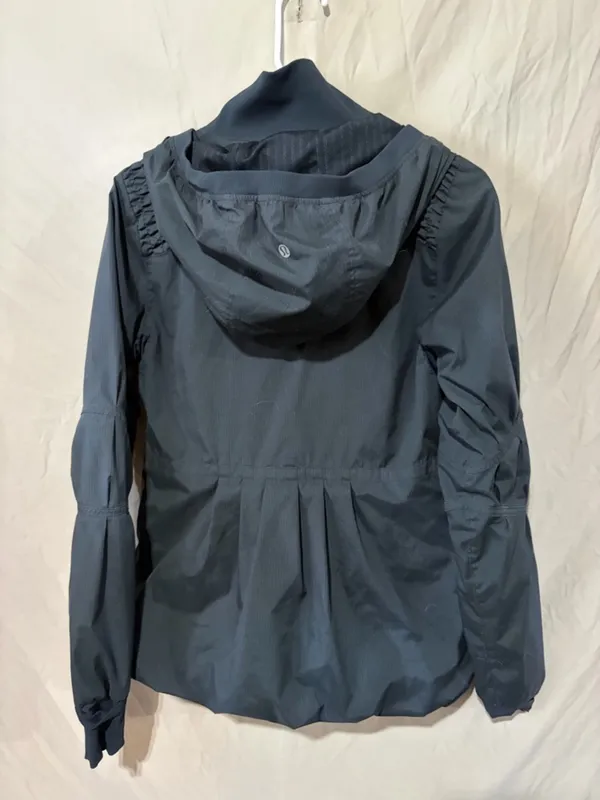 Lululemon black jacket - Image 3