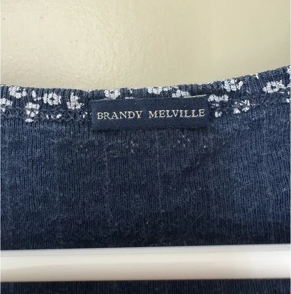 Brandy Melville Navy Floral Top - Image 4
