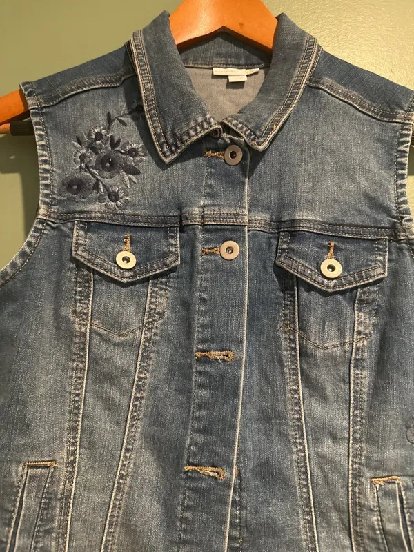Westport 1962 Embroidered Denim Vest Small Y2K Boho Indie Cowgirl Layering Top - Image 3