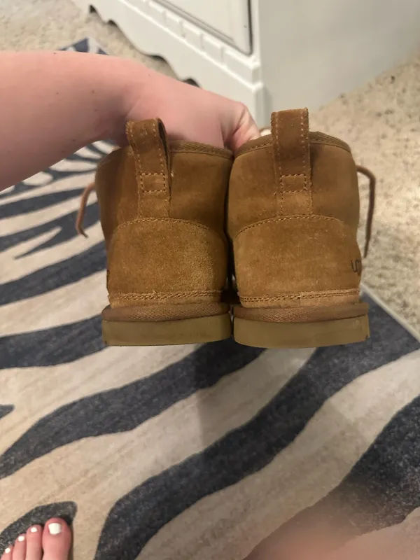 UGG Neumel Boots - Image 4