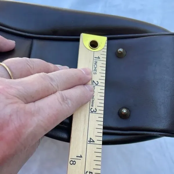 Vintage Midcentury faux leather satchel - Image 3